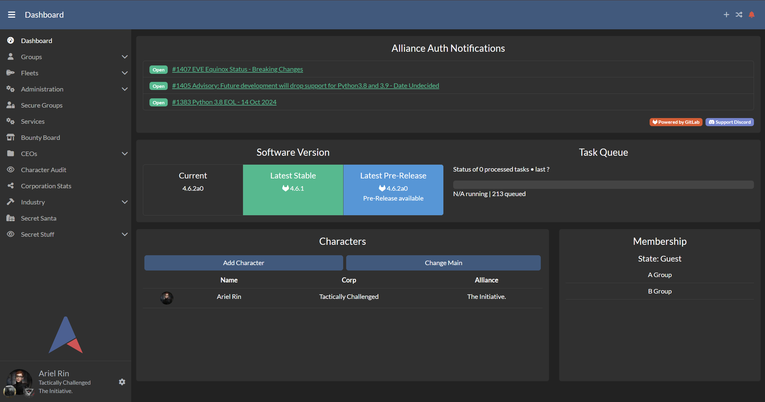 Your members' dashboard — characters, state and groups (dark theme)